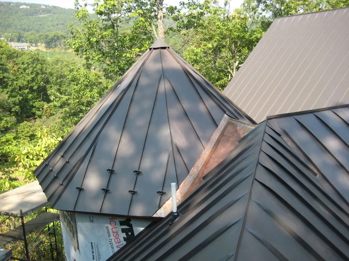 Professional Roof Tarp Installation by Craftsman Roofing in Morse